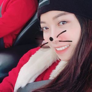 Meet your Posher, Vy